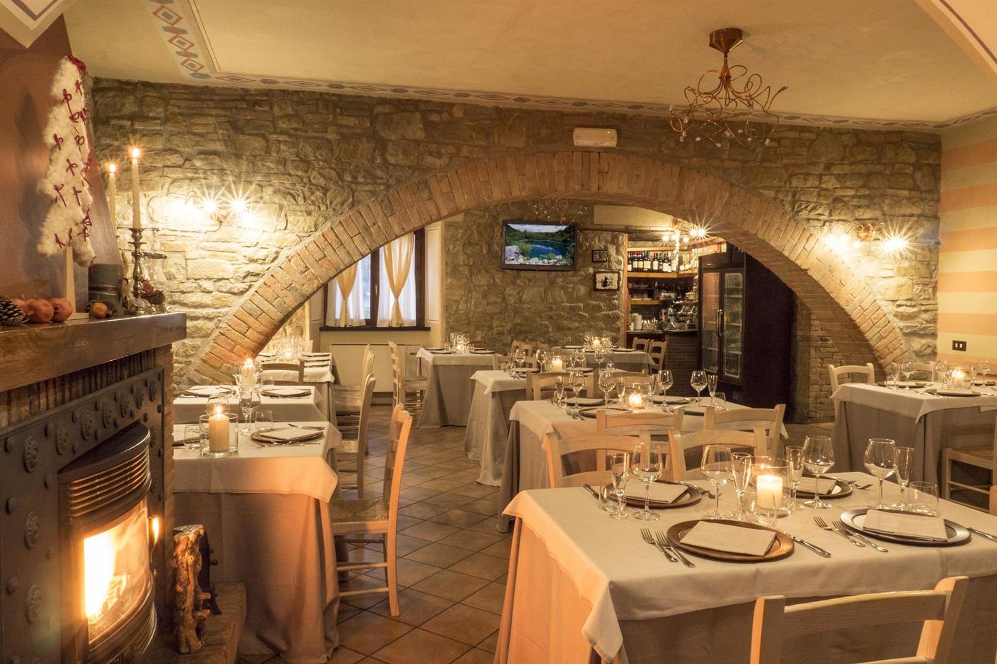 Il Melograno Agriturismo & Spa Pianello  Екстериор снимка