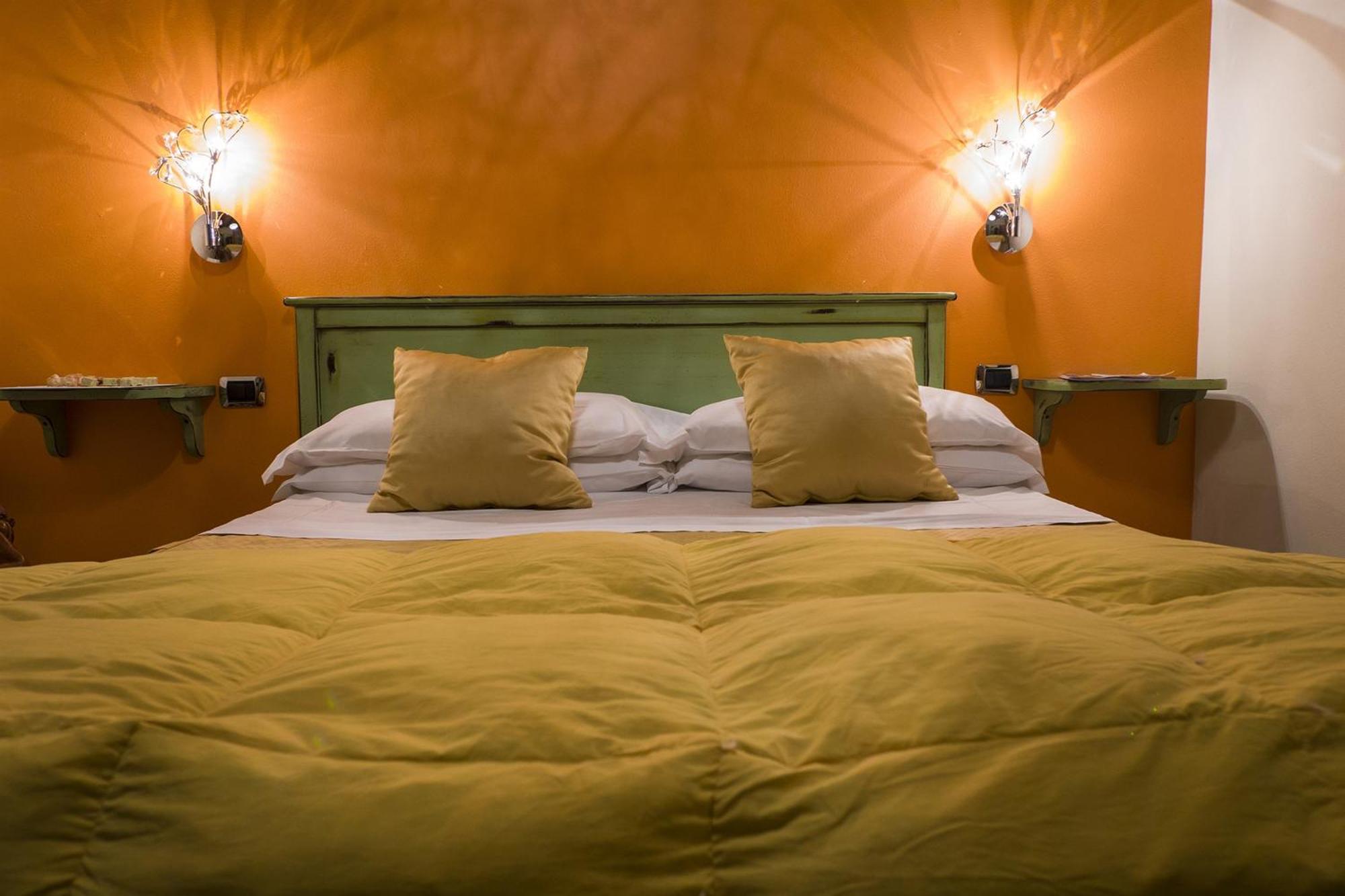 Il Melograno Agriturismo & Spa Pianello  Стая снимка
